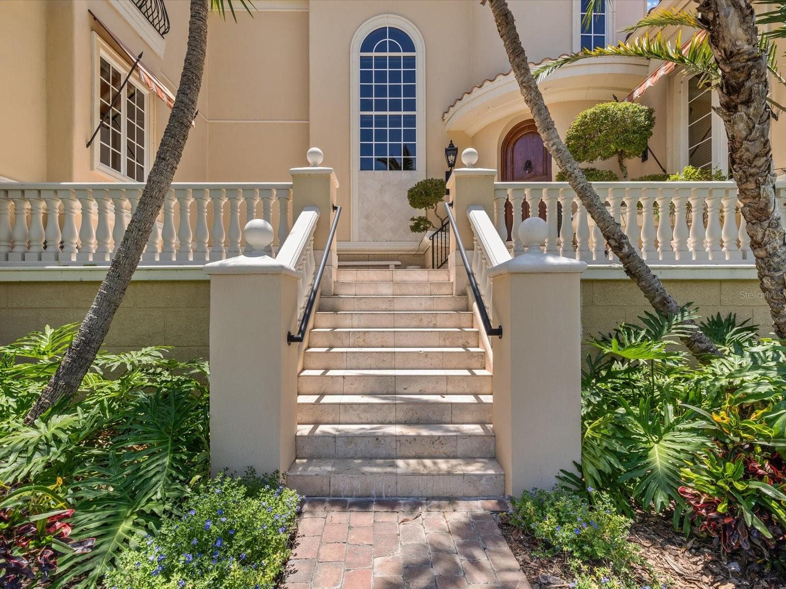 6224 Pasadena Point Boulevard photo 07