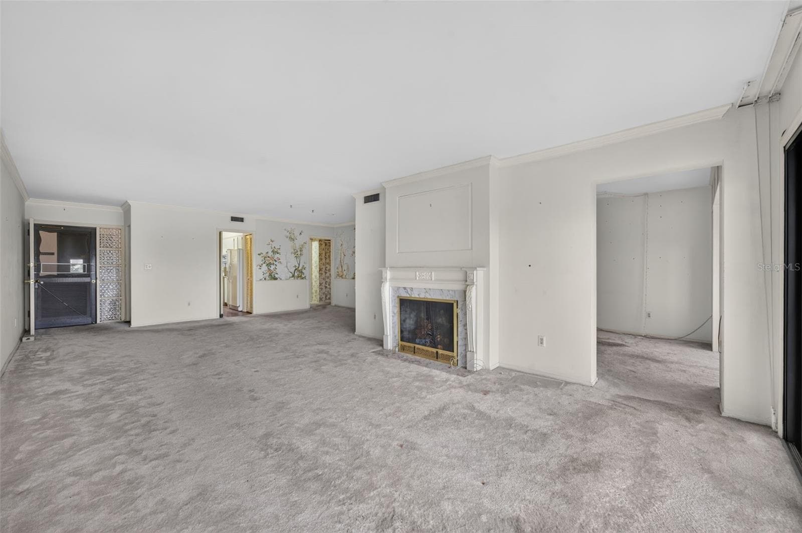 100 S Interlachen Avenue 401 photo 06