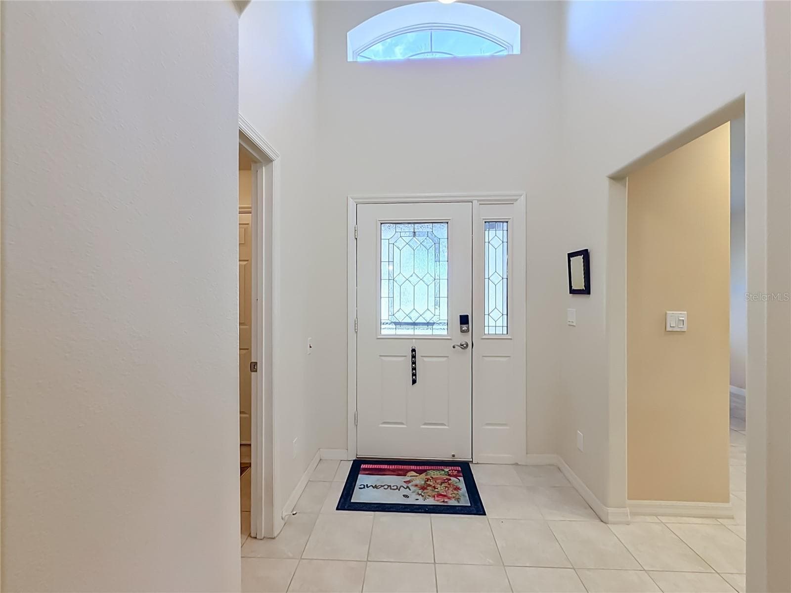 5401 Aurora Drive photo 03