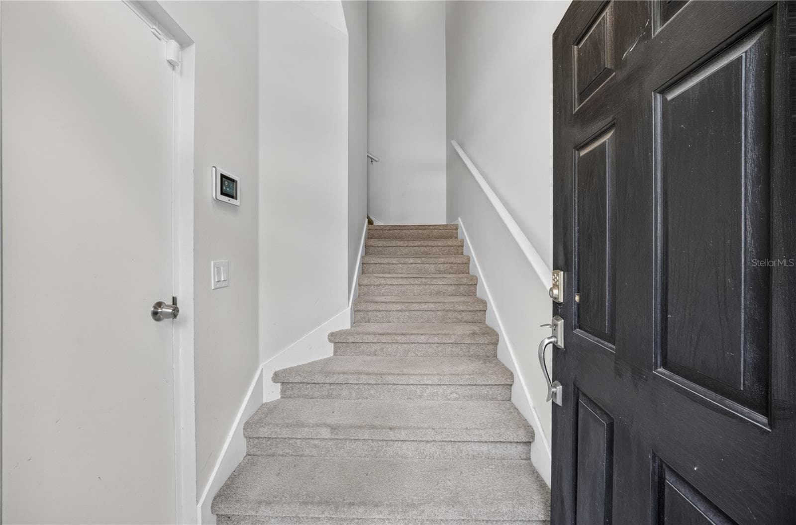 380 Ashley Brooke Court C photo 03