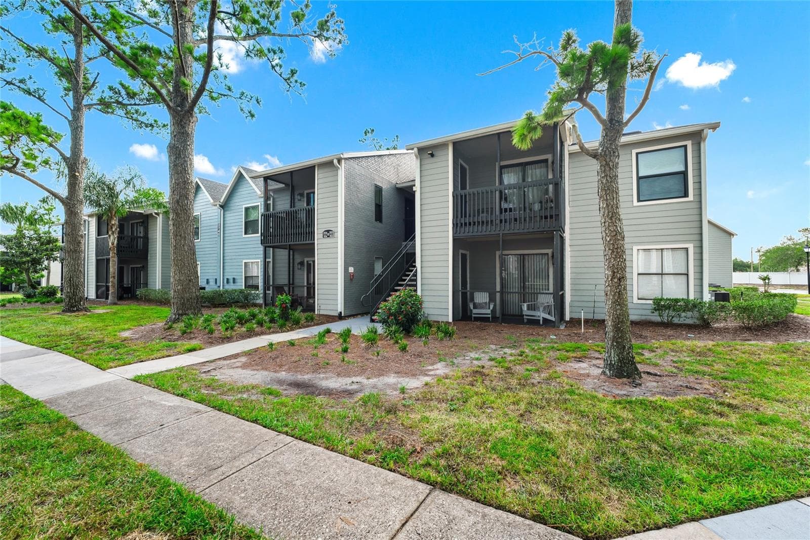 3740 Idlebrook Circle 102