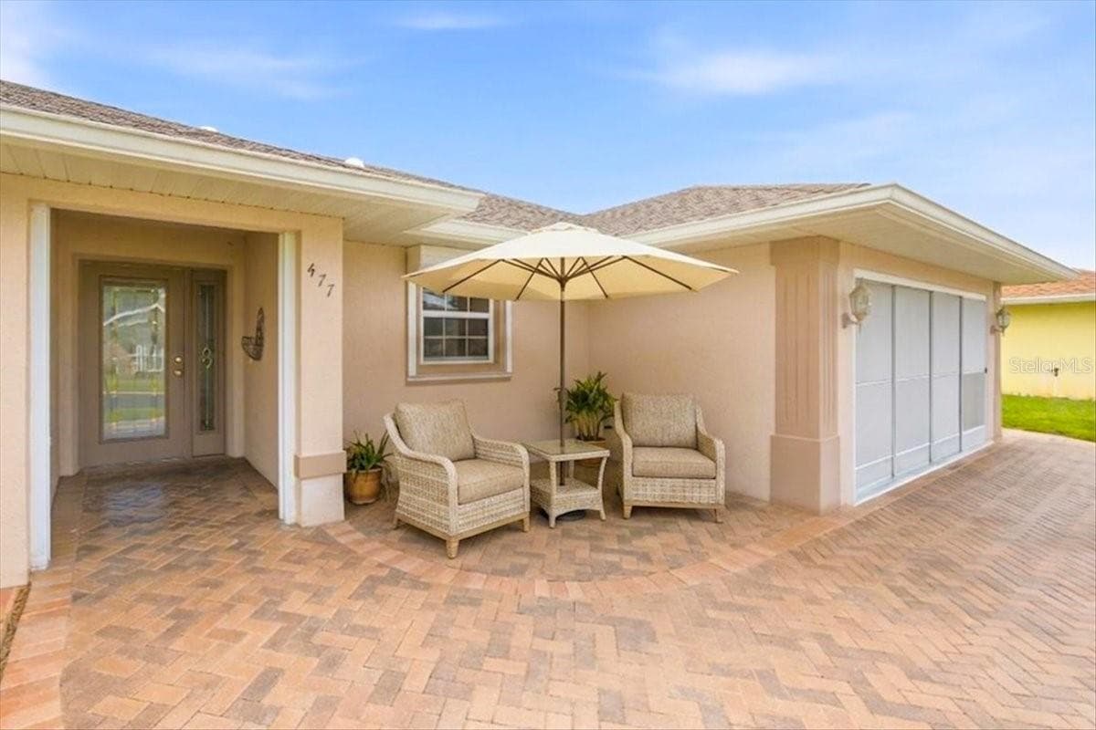 477 Sweetwater Way photo 02