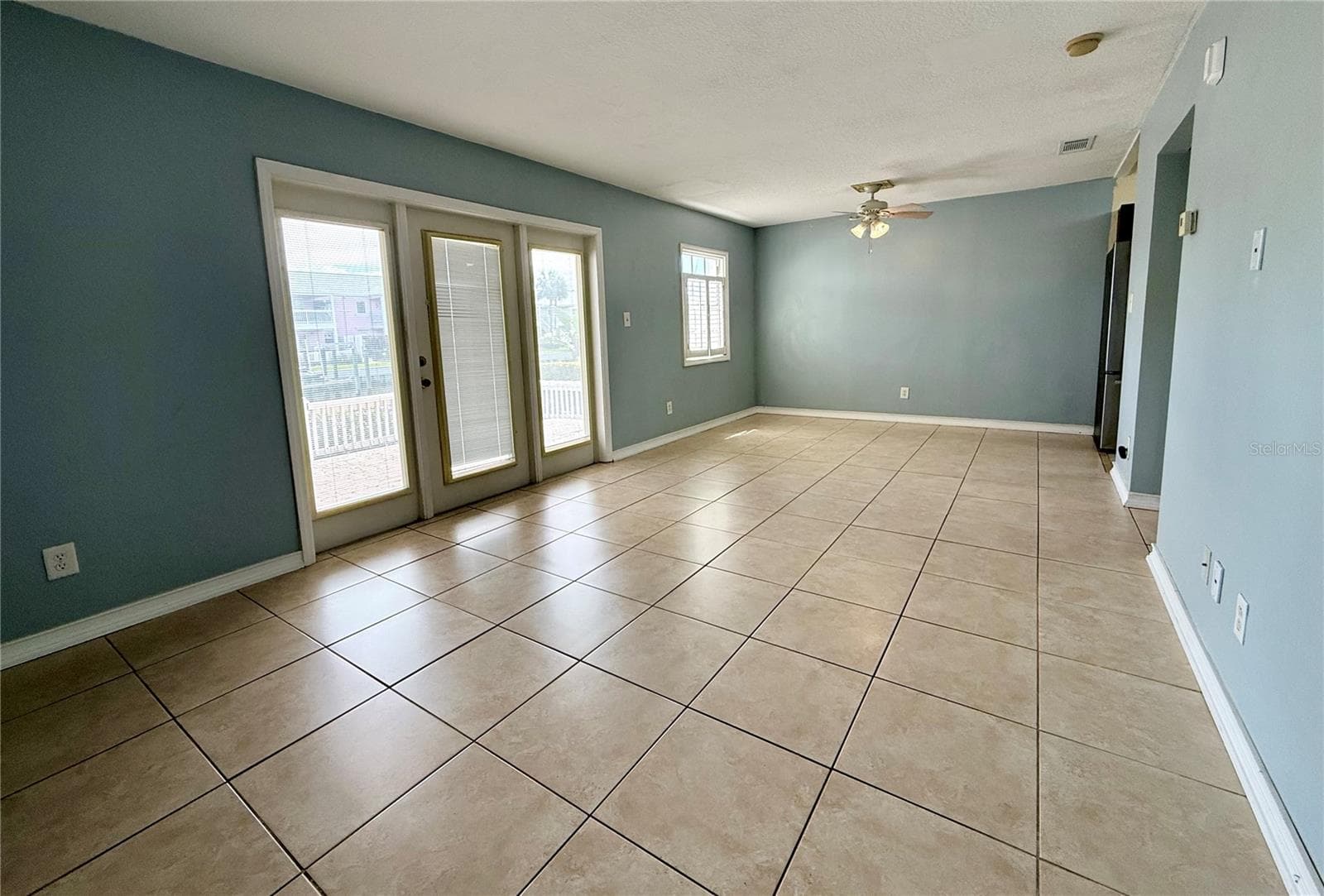 4784 Beach Drive SE B photo 02