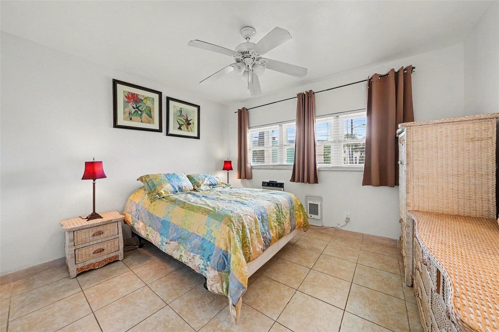 7050 Sunset Way 11 photo 04