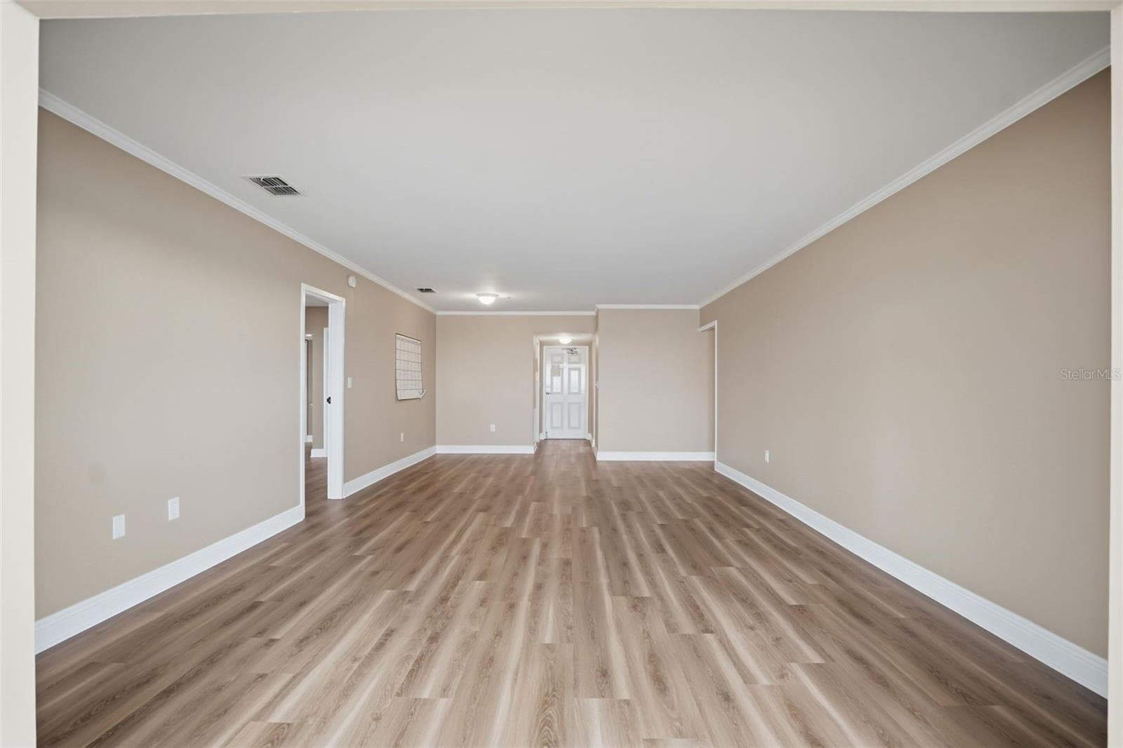 5108 Brittany Drive S 1006 photo 05