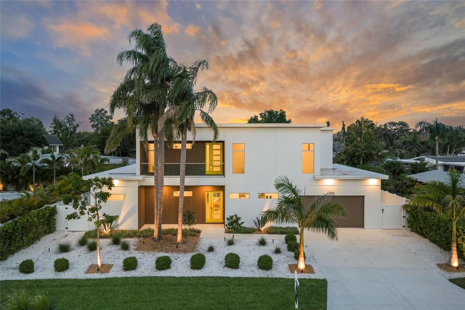 2532 Fruit Tree Drive