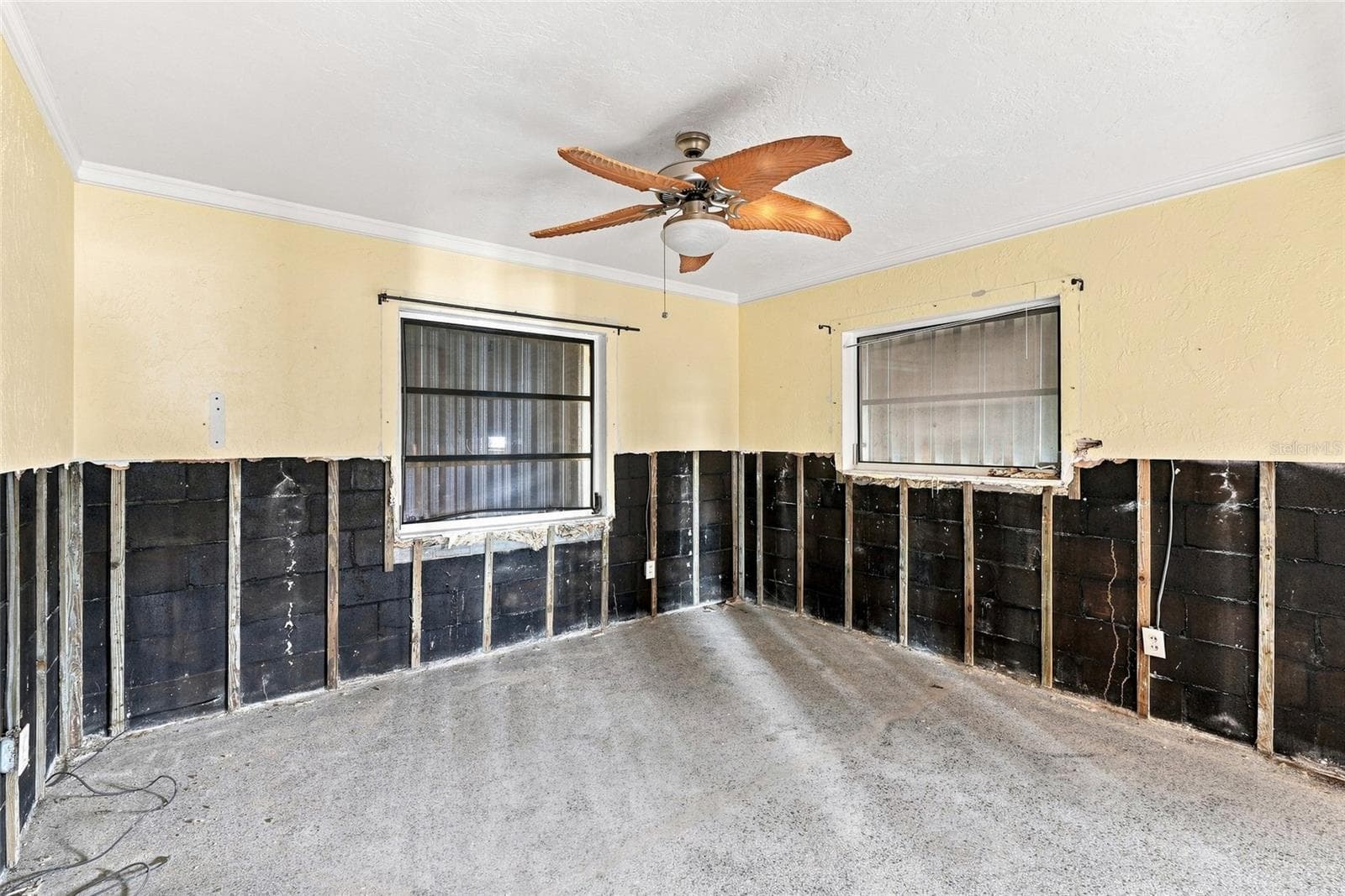 639 Normandy Road photo 07