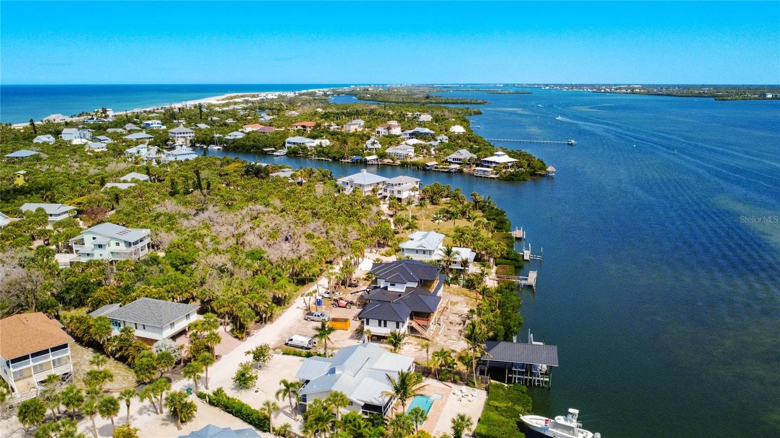 39 Bayshore Circle photo 06