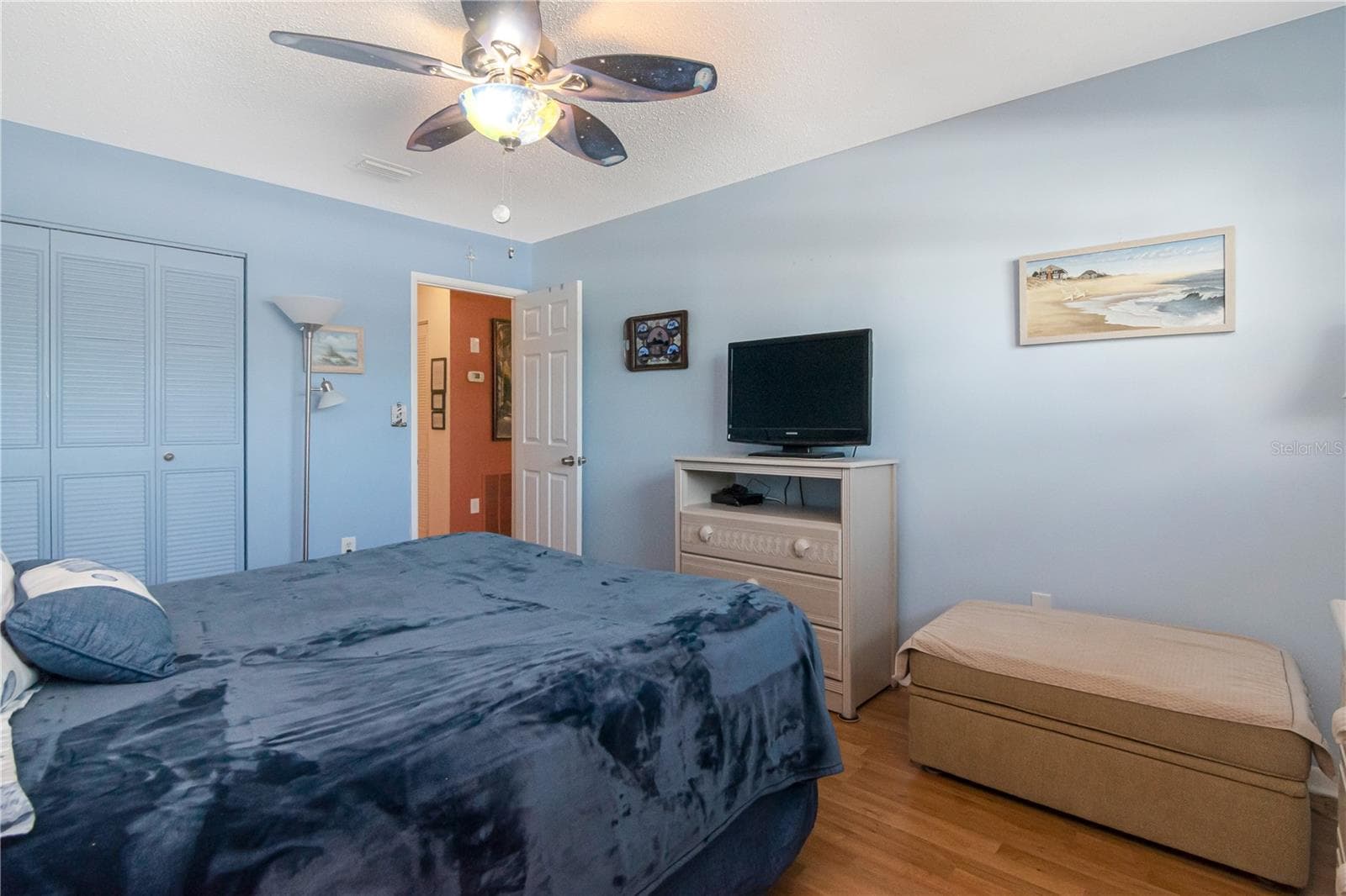 5935 30 Avenue S 206 photo 07