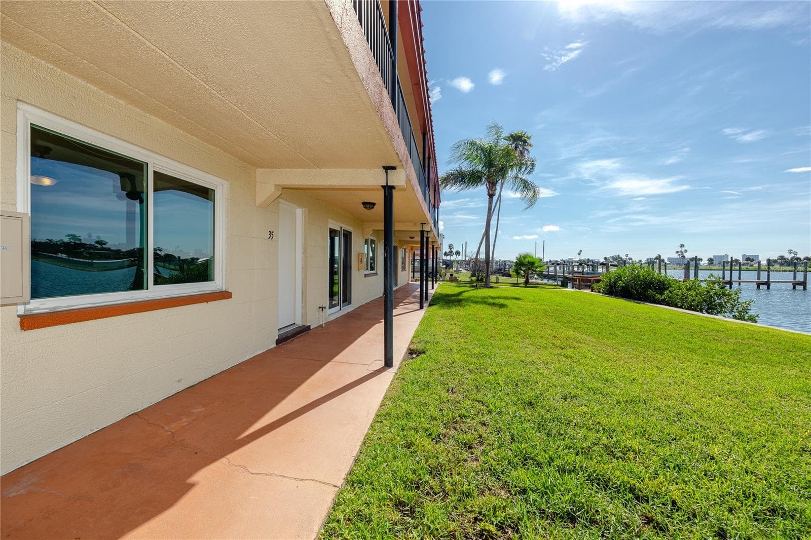 10379 Paradise Boulevard 35 photo 03