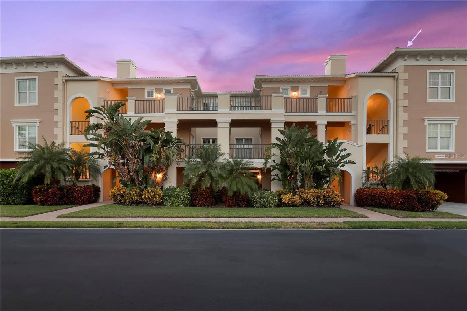 8 Franklin Court S 53D