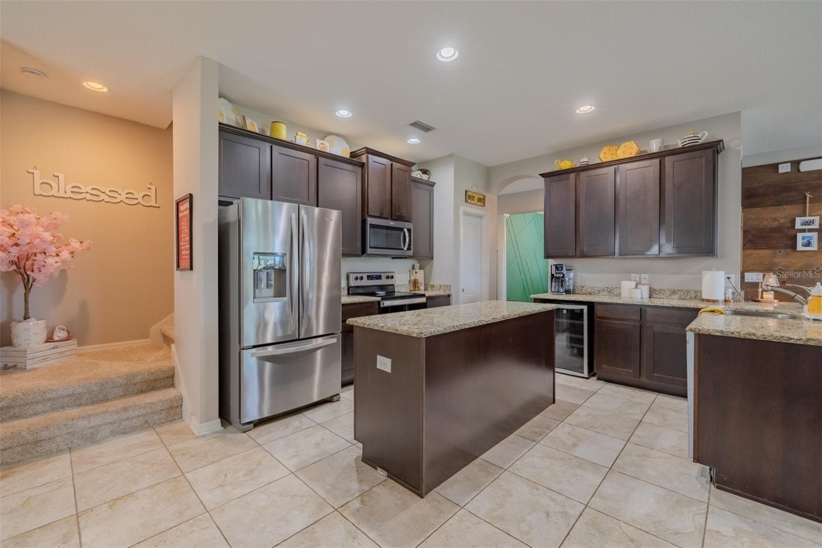 9123 Raes Creek Place photo 03
