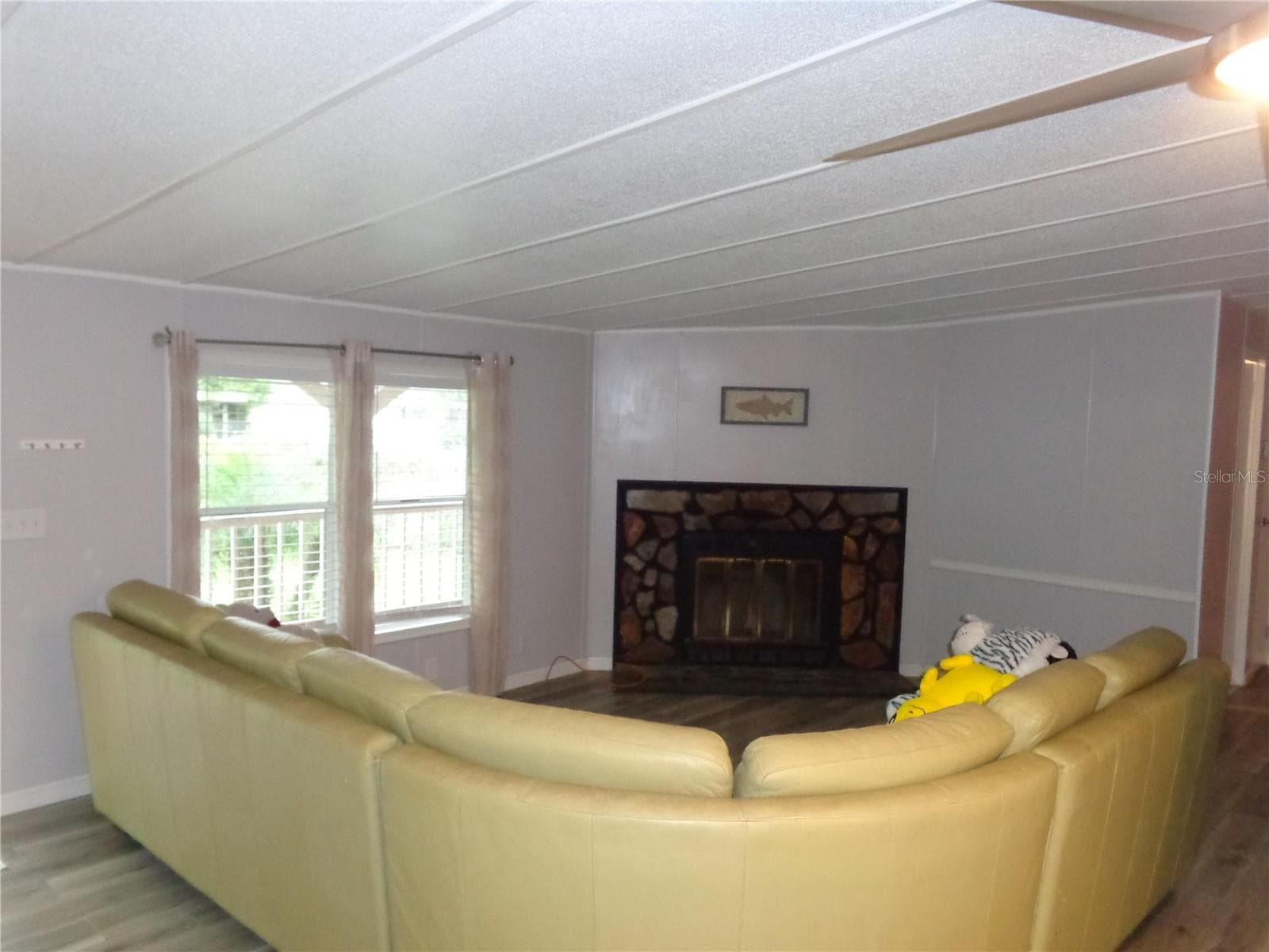 135 Sportsman Road photo 07