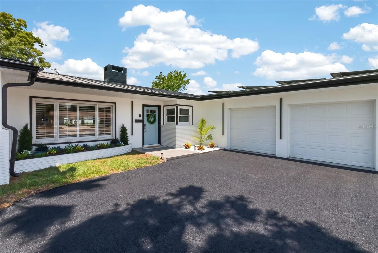 1714 Indian Rocks Road photo 04