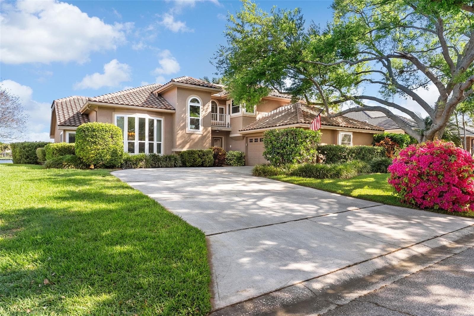 4731 Coconut Palm Circle NE photo 03