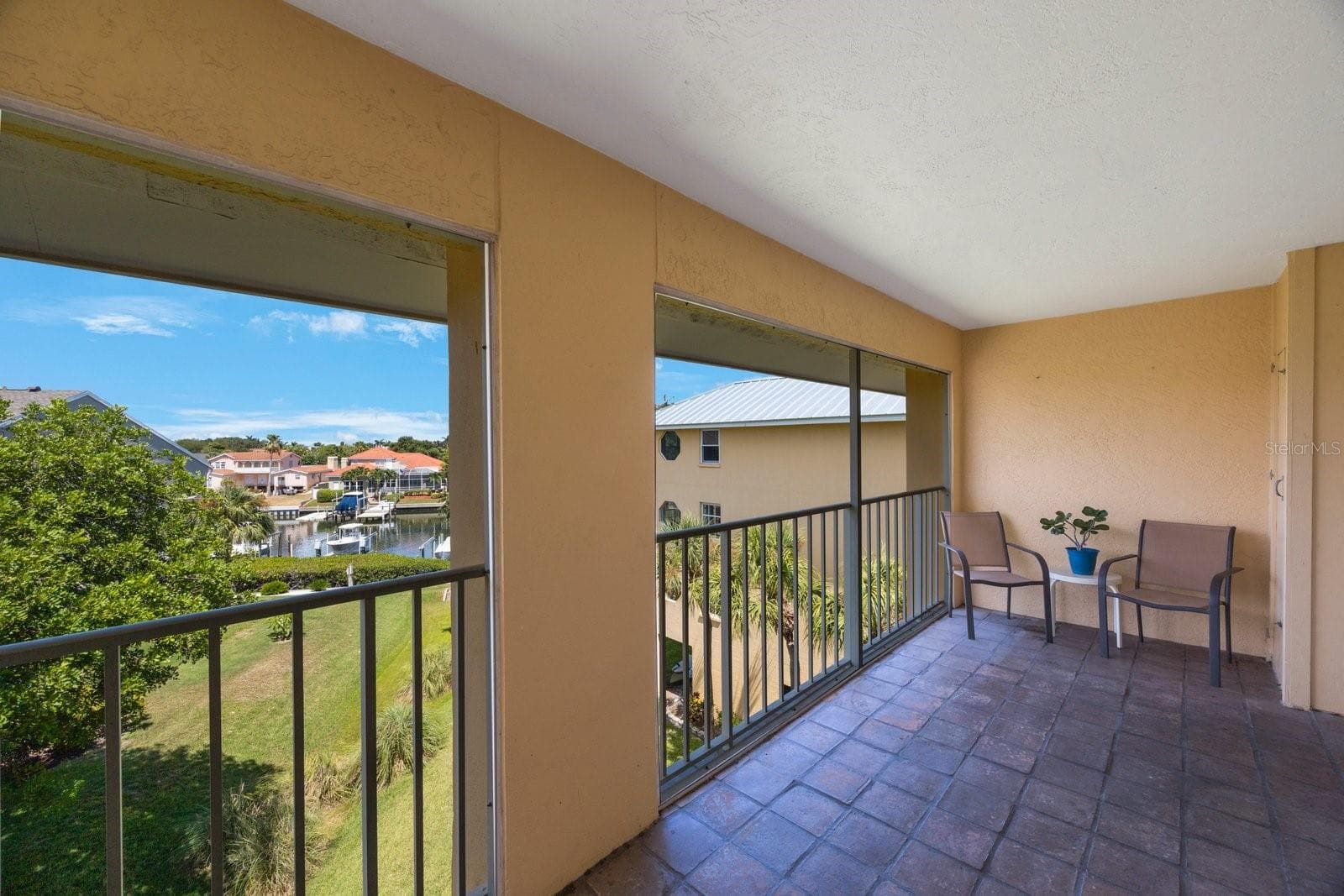 1125 Pinellas Bayway S 305 photo 07