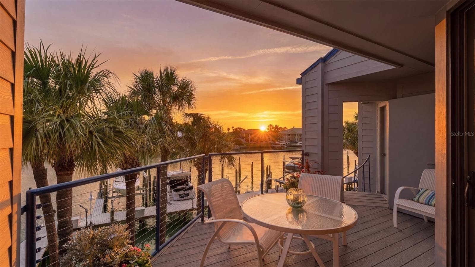 910 Pinellas Bayway S 201