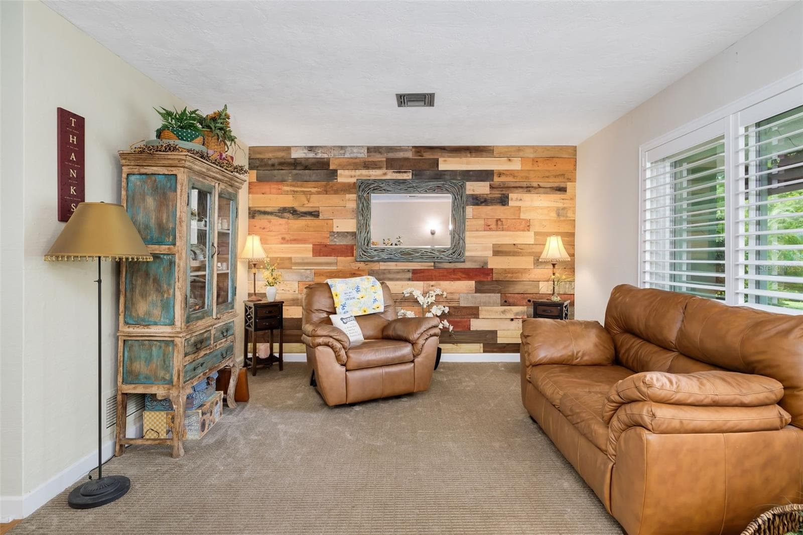 3012 Hyde Park Street photo 05