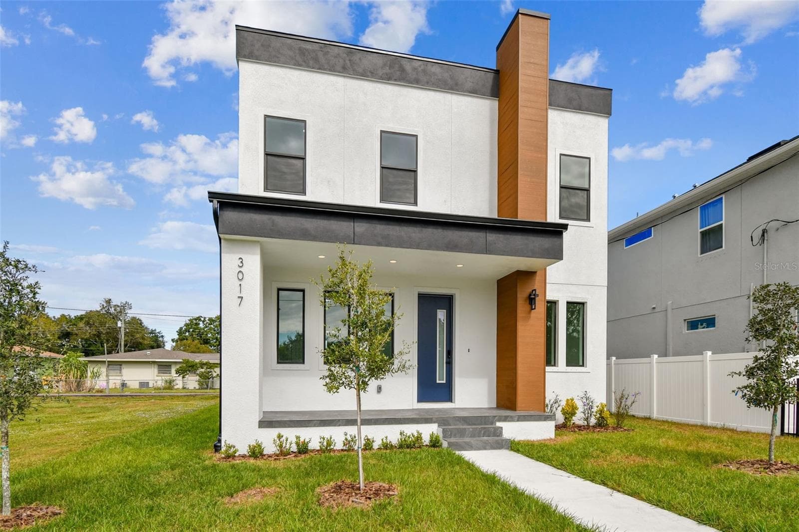 3017 W Spruce Street photo 04