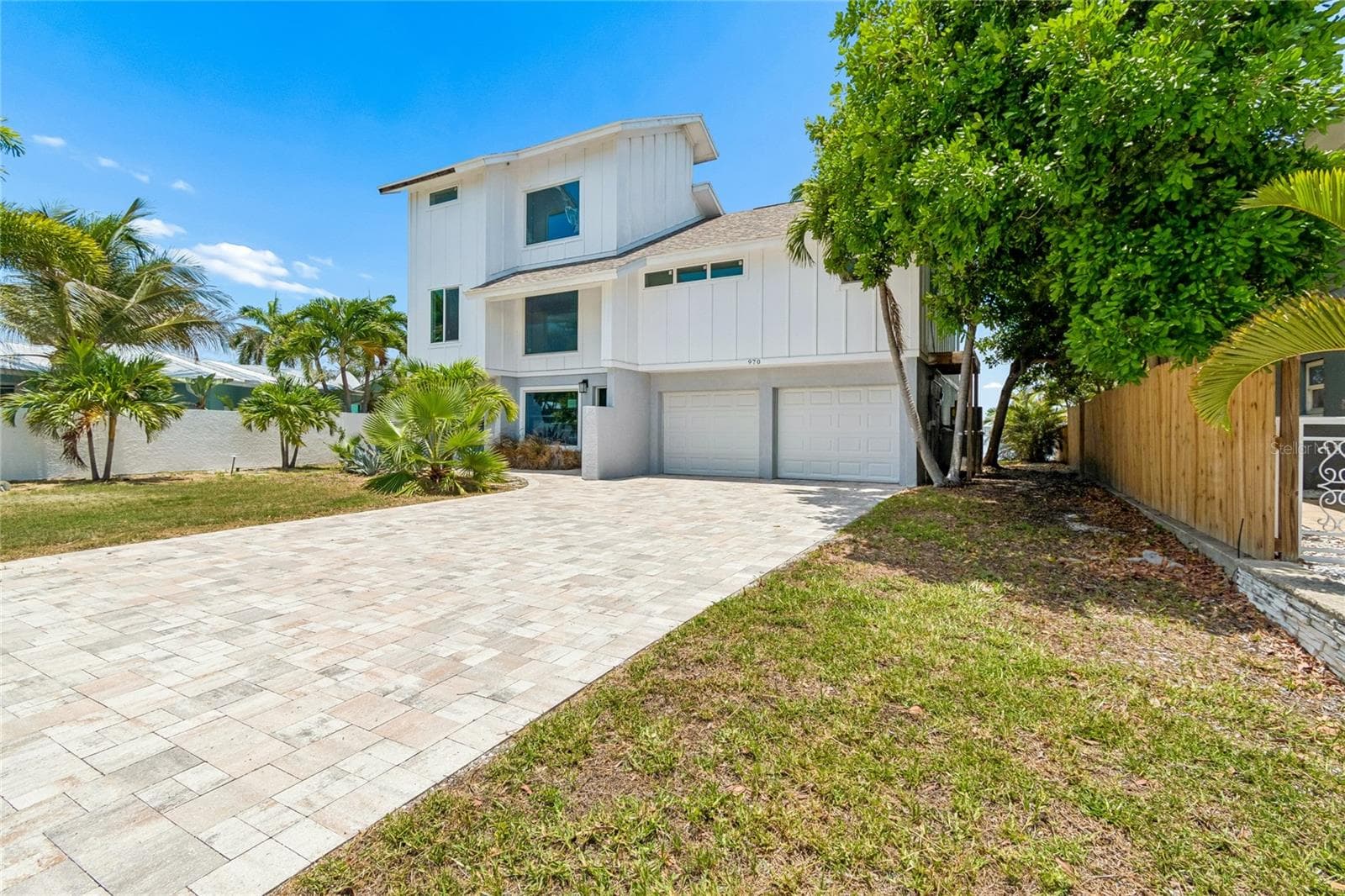 970 Boca Ciega Isle Drive photo 02