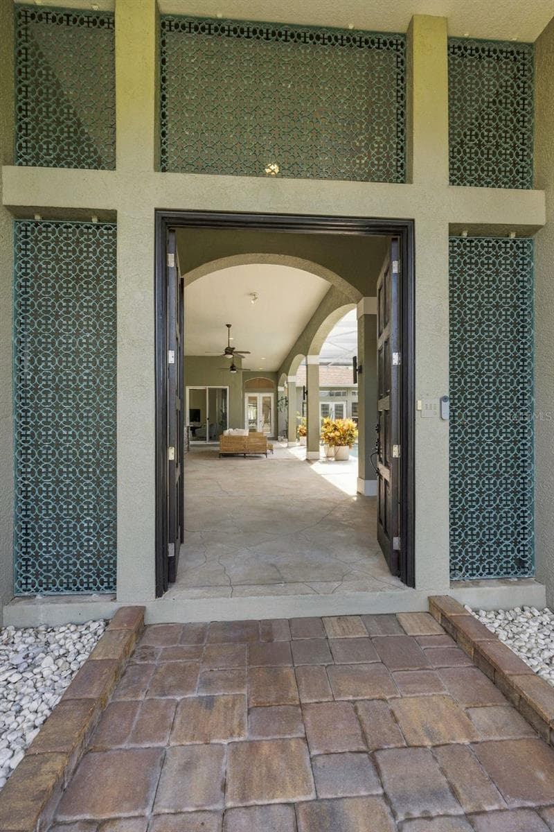 345 7th Avenue N photo 03