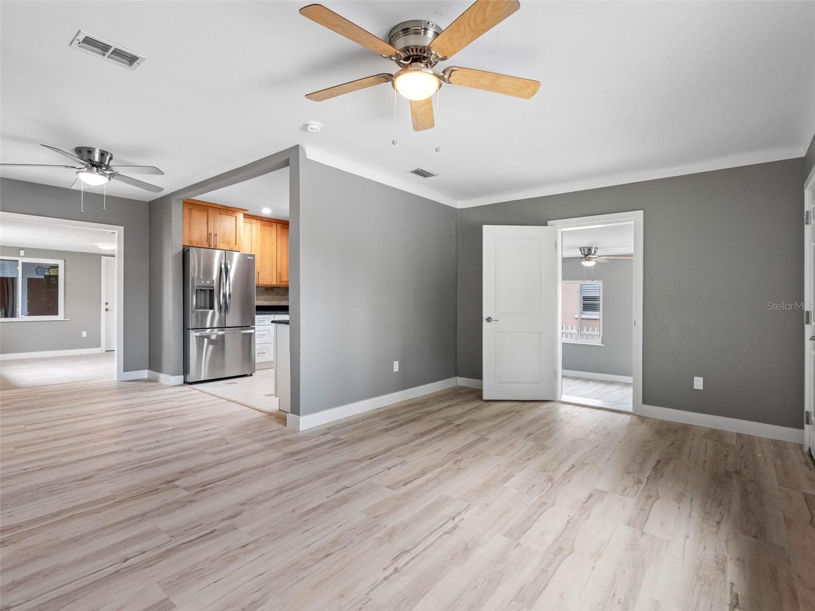 540 80th Avenue photo 03
