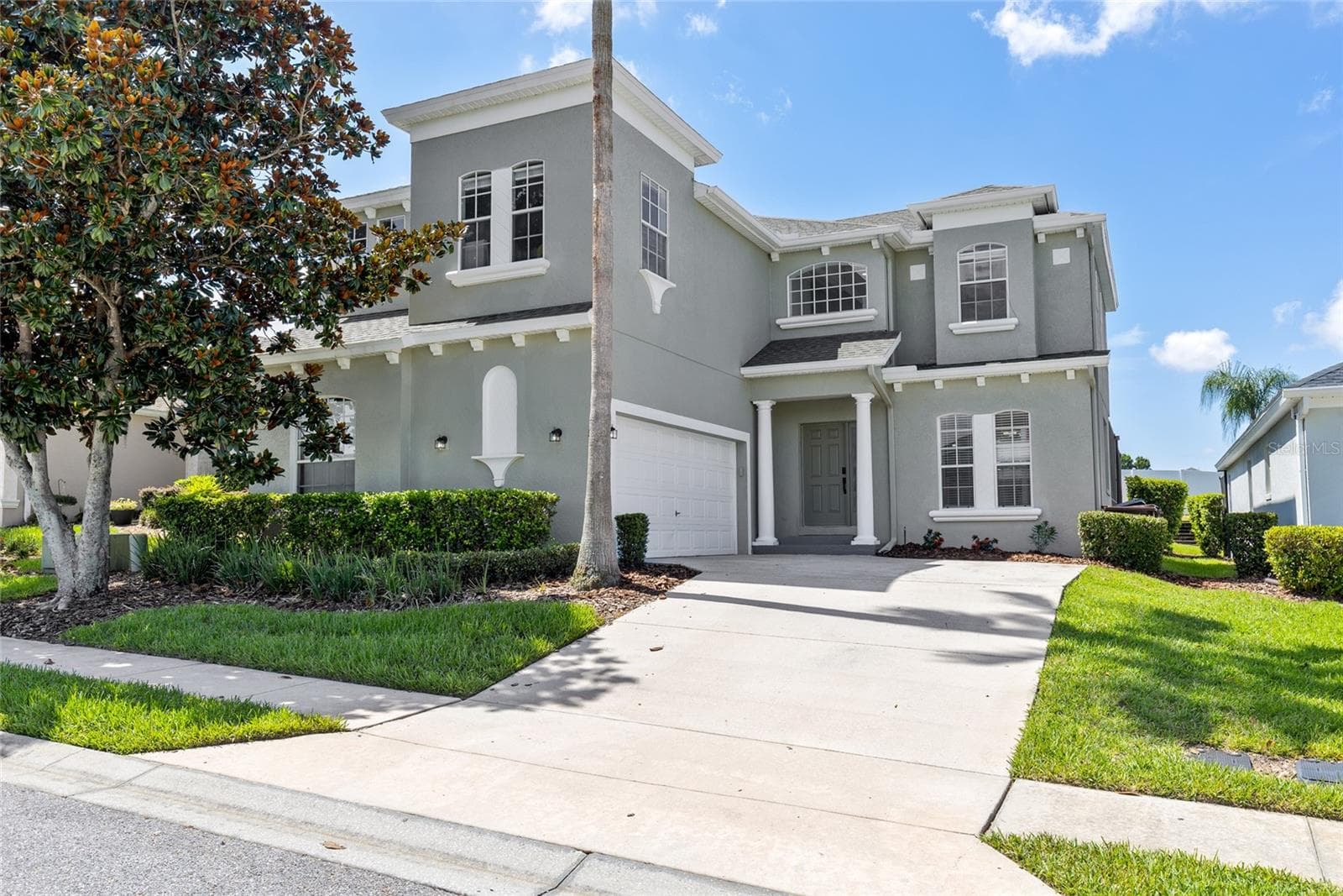 526 Pineloch Drive photo 04