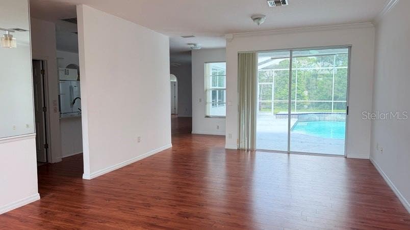 8708 Maple Lake Place photo 07