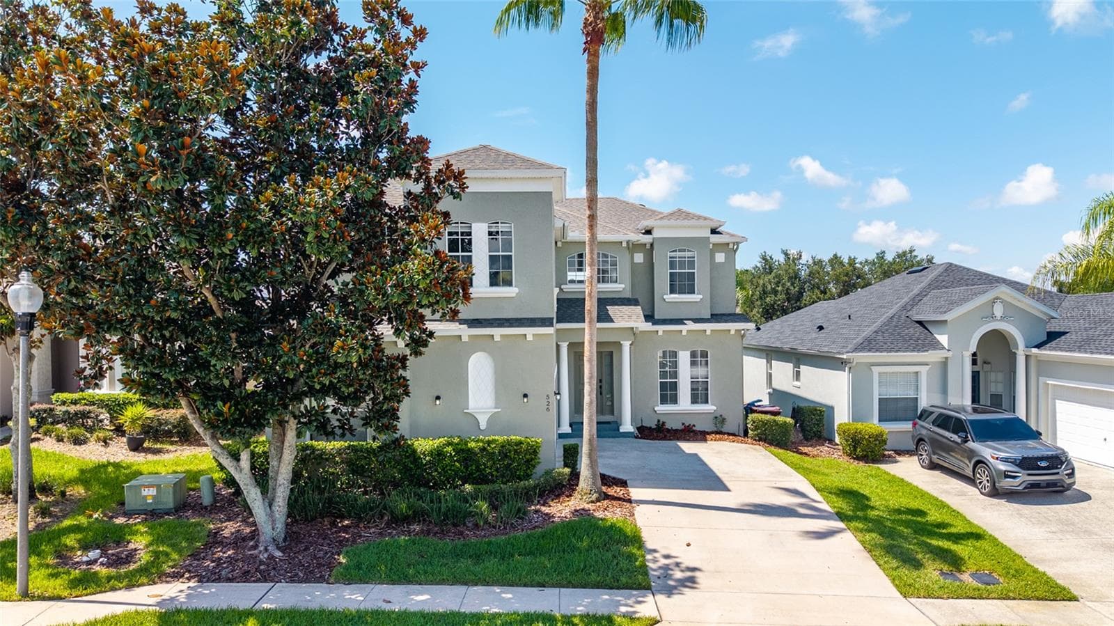 526 Pineloch Drive photo 03