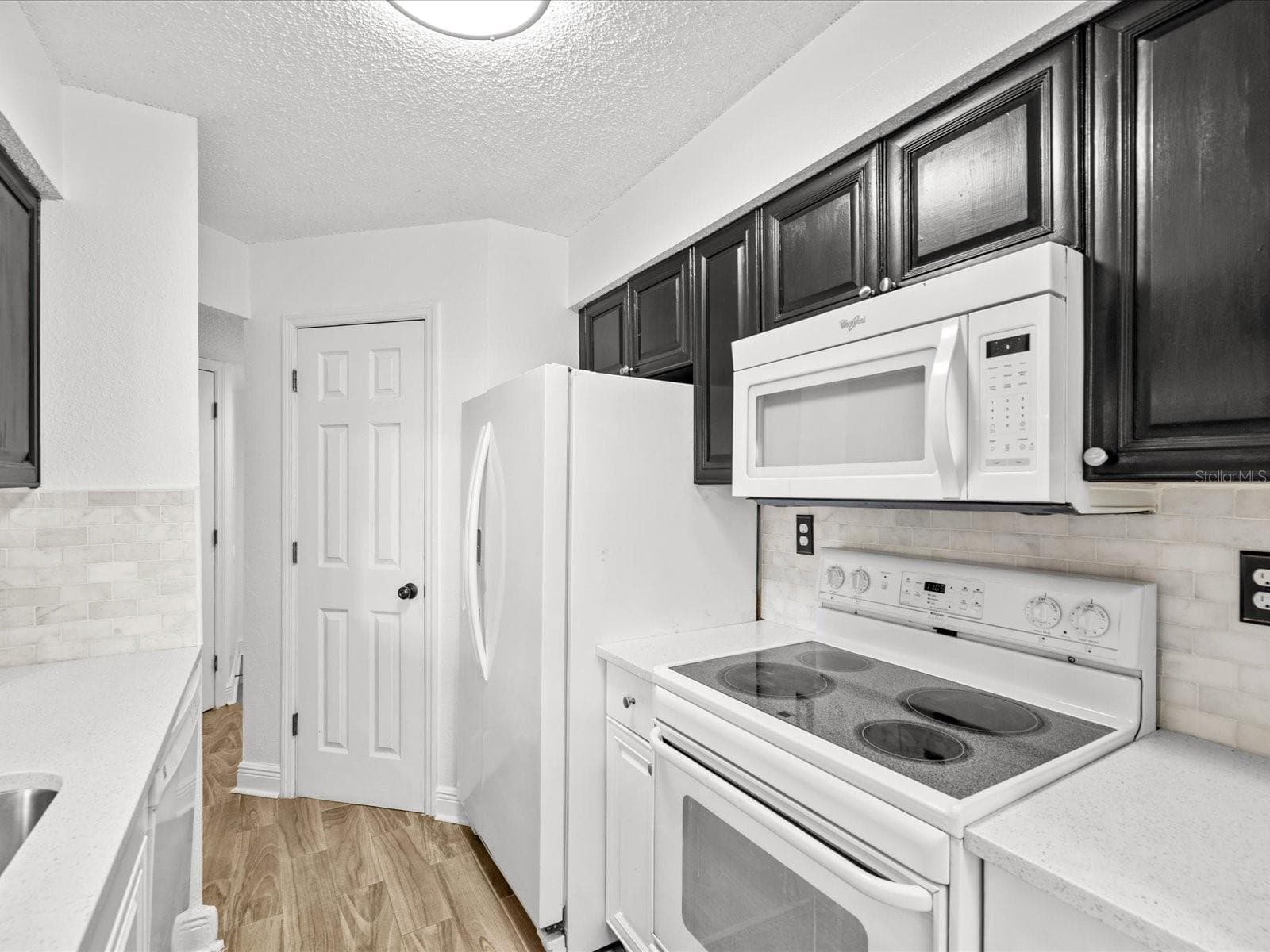 8653 Mallard Reserve Drive 103 photo 07