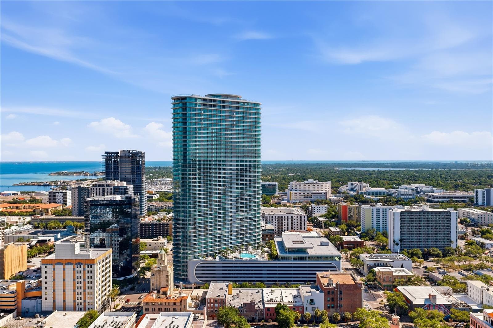 400 Central Avenue 3506