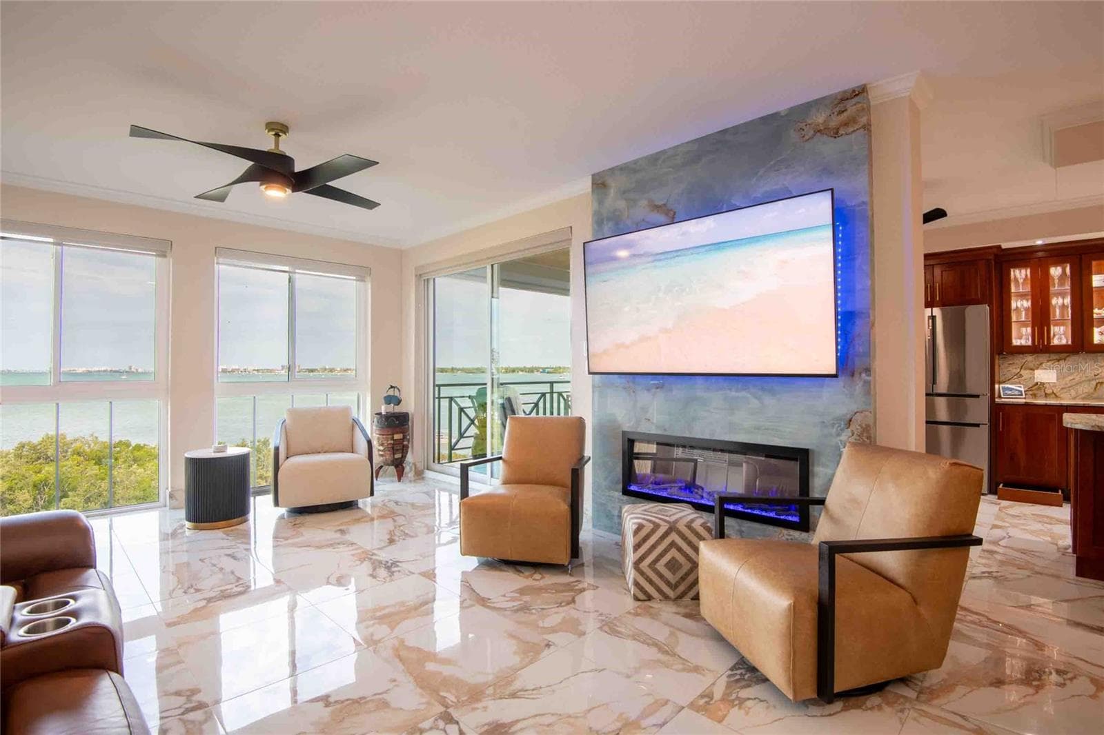 4737 Dolphin Cay Lane S 407 photo 06