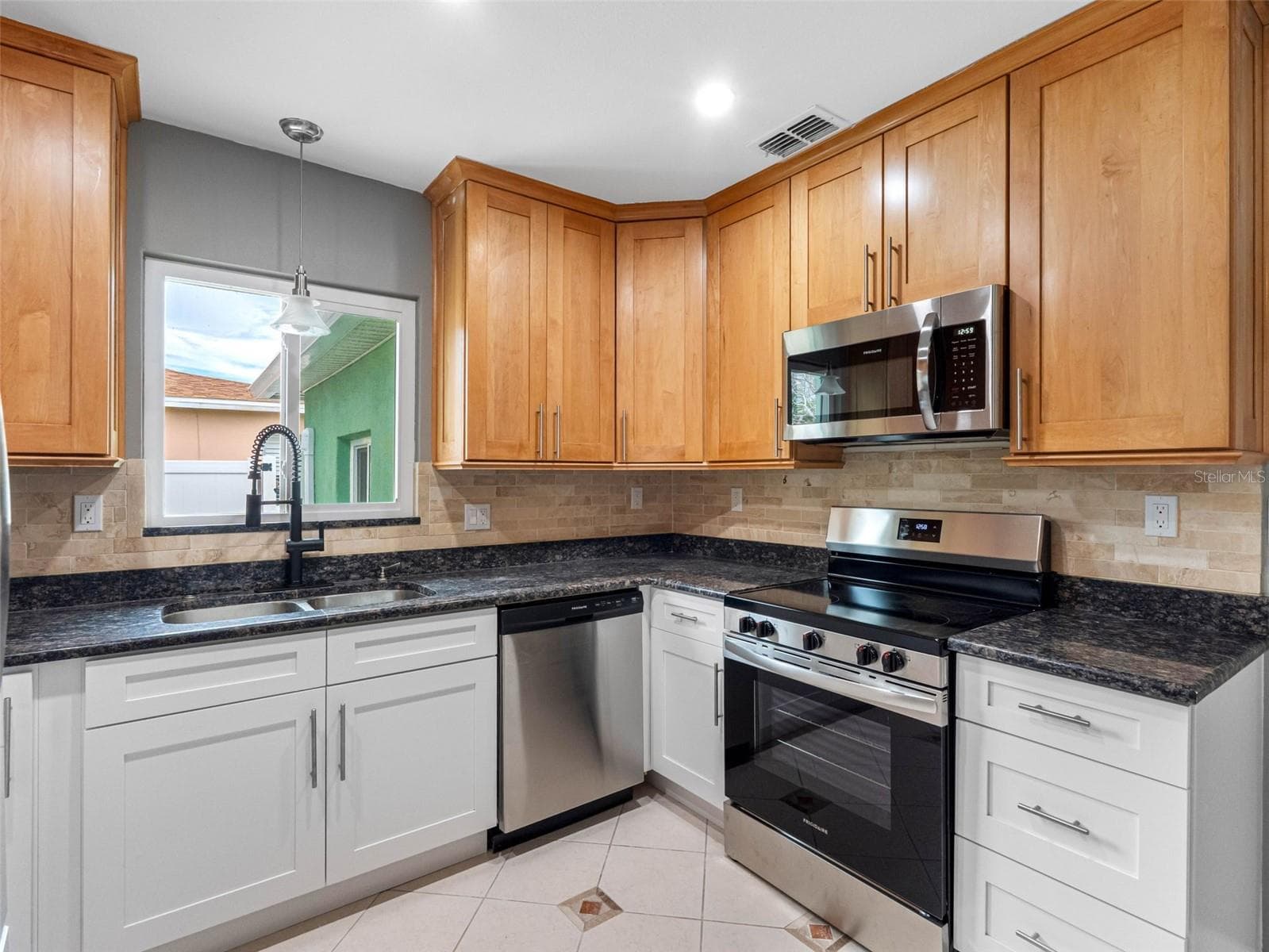 540 80th Avenue photo 05