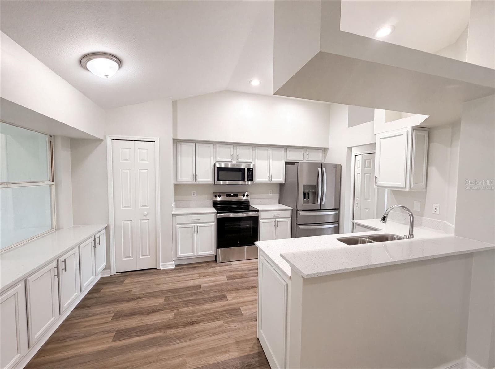 5217 Ponce De Leon Boulevard photo 02