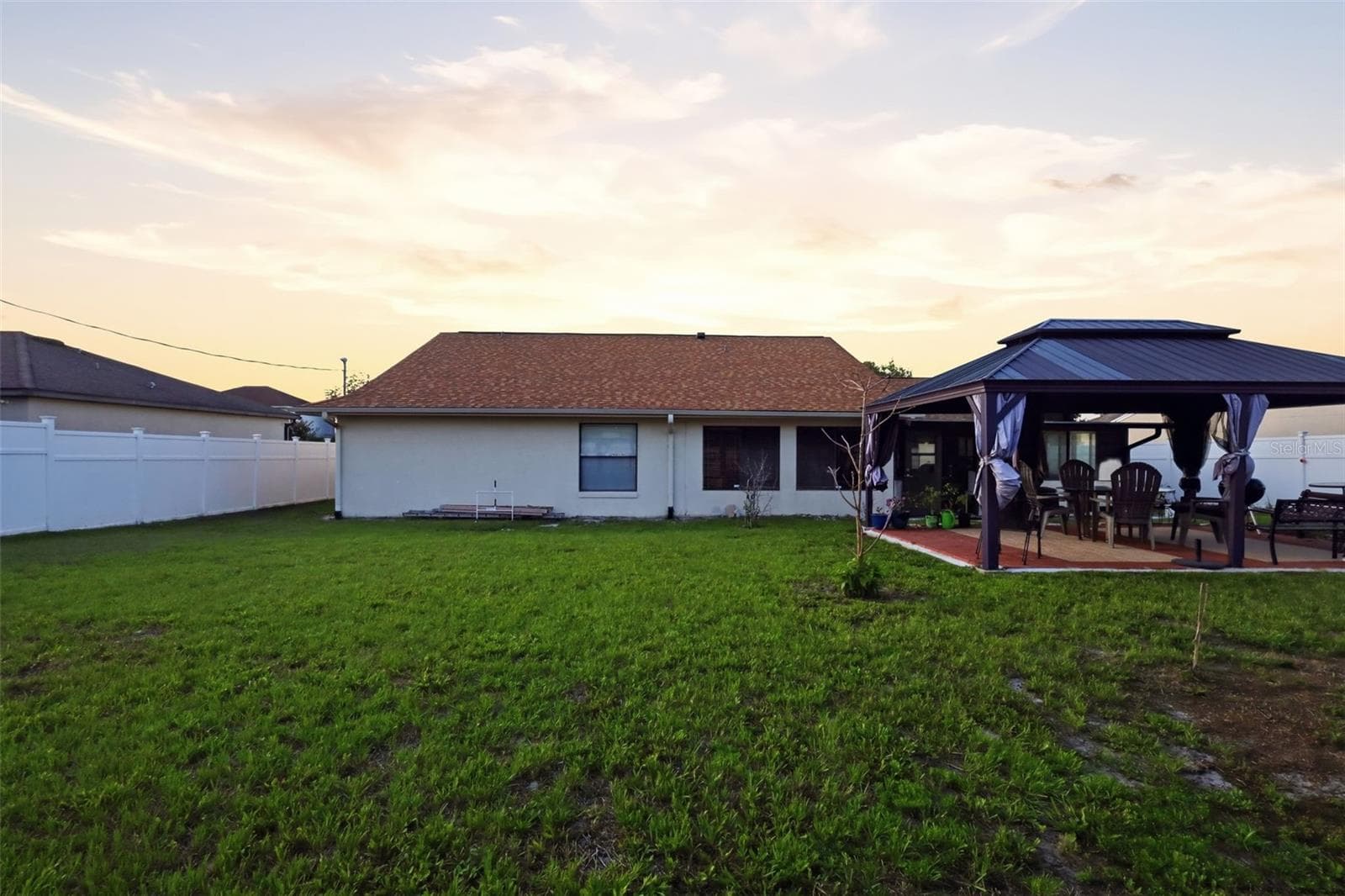 2287 Belen Drive photo 05
