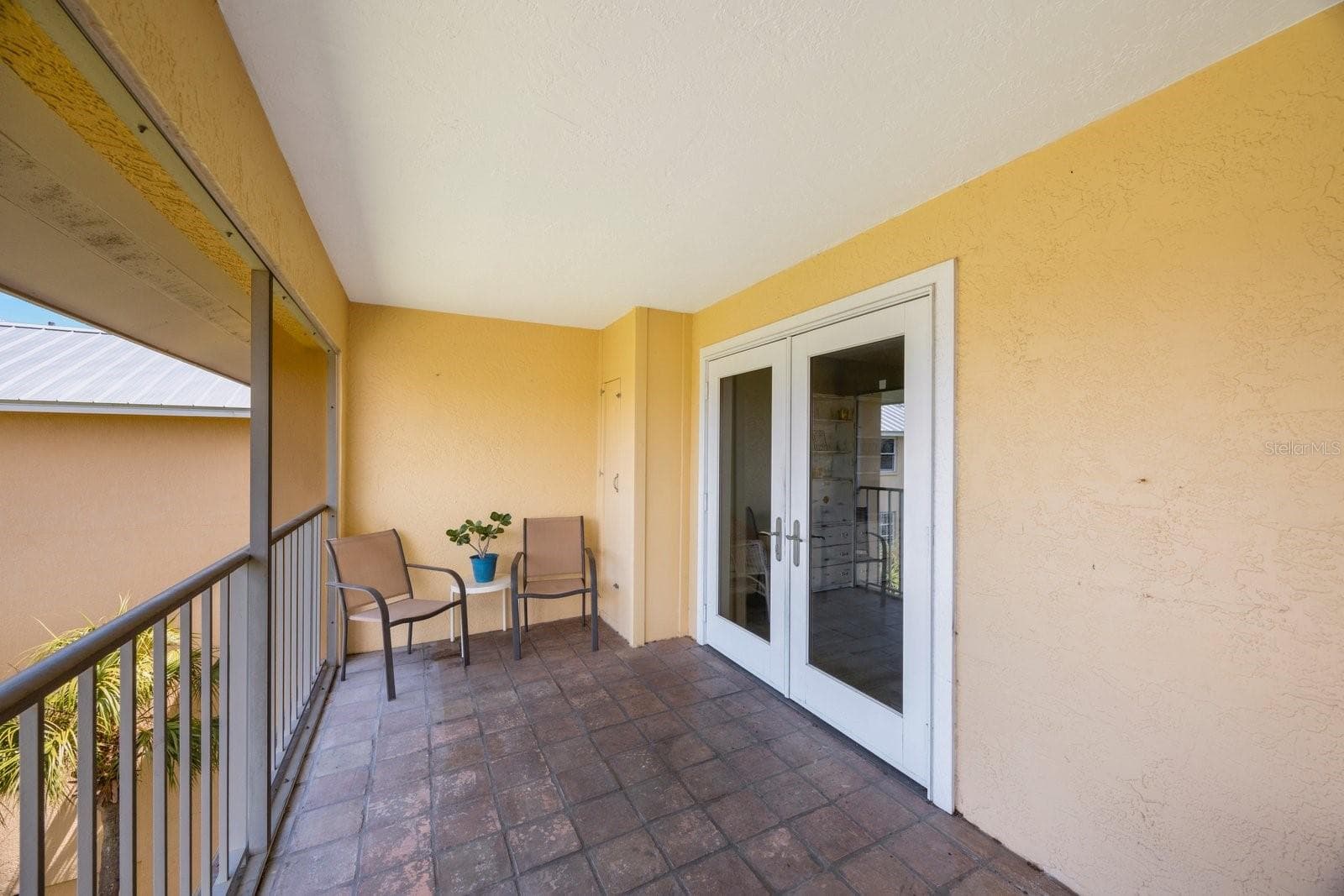 1125 Pinellas Bayway S 305 photo 06