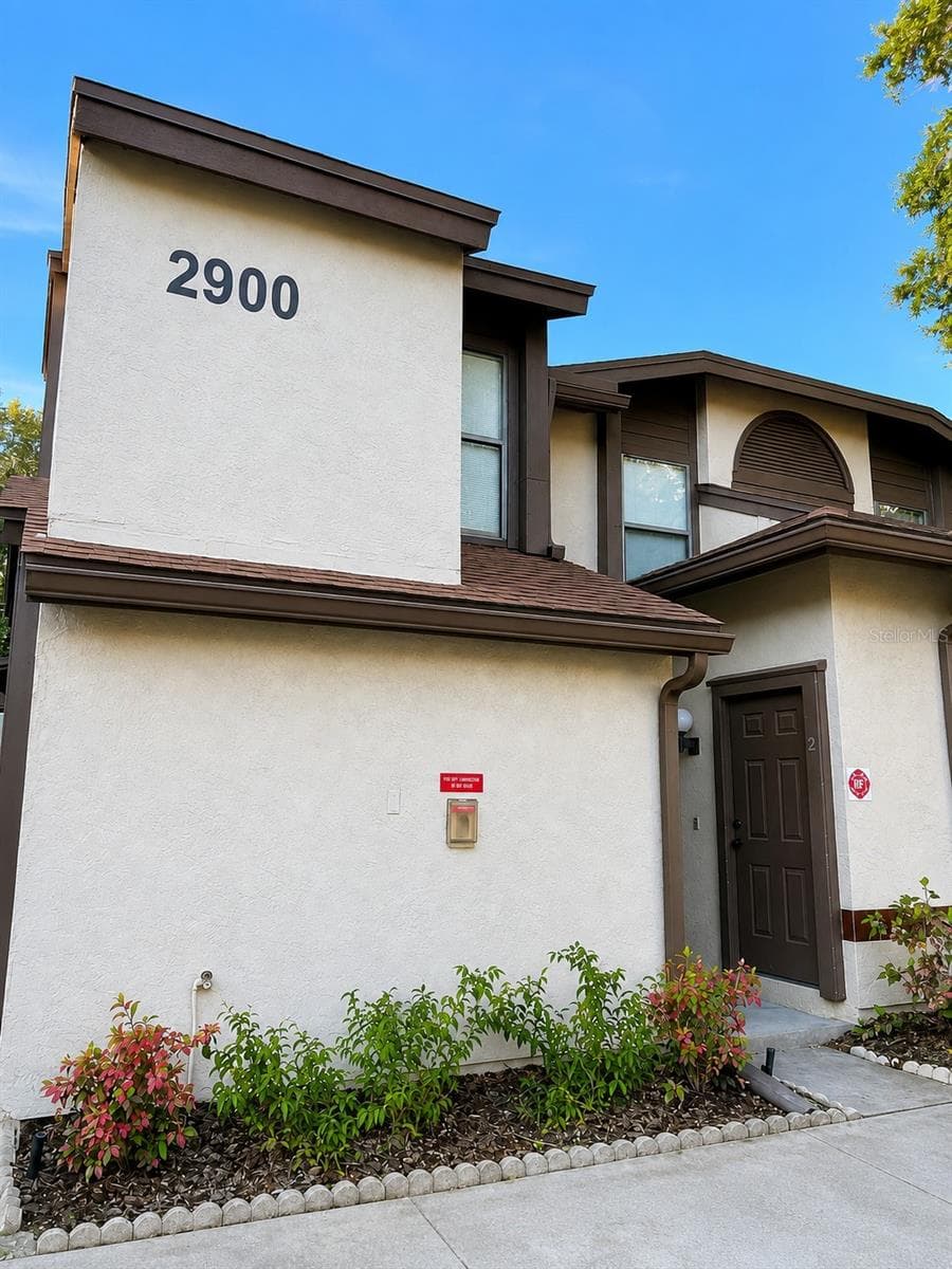 2900 S Semoran Boulevard B1
