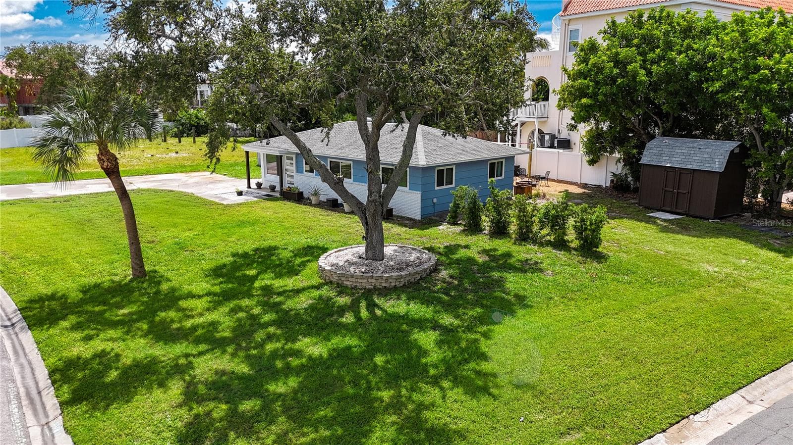 3982 Poinsettia Drive photo 05