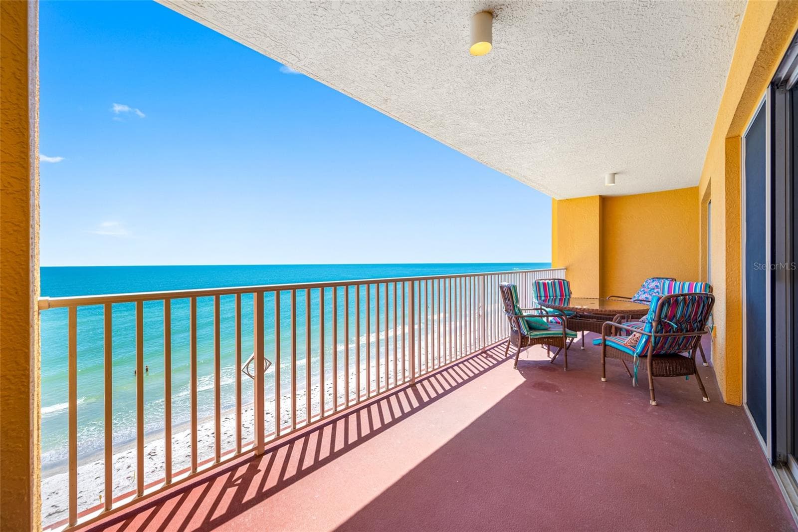 16550 Gulf Boulevard 645 photo 05