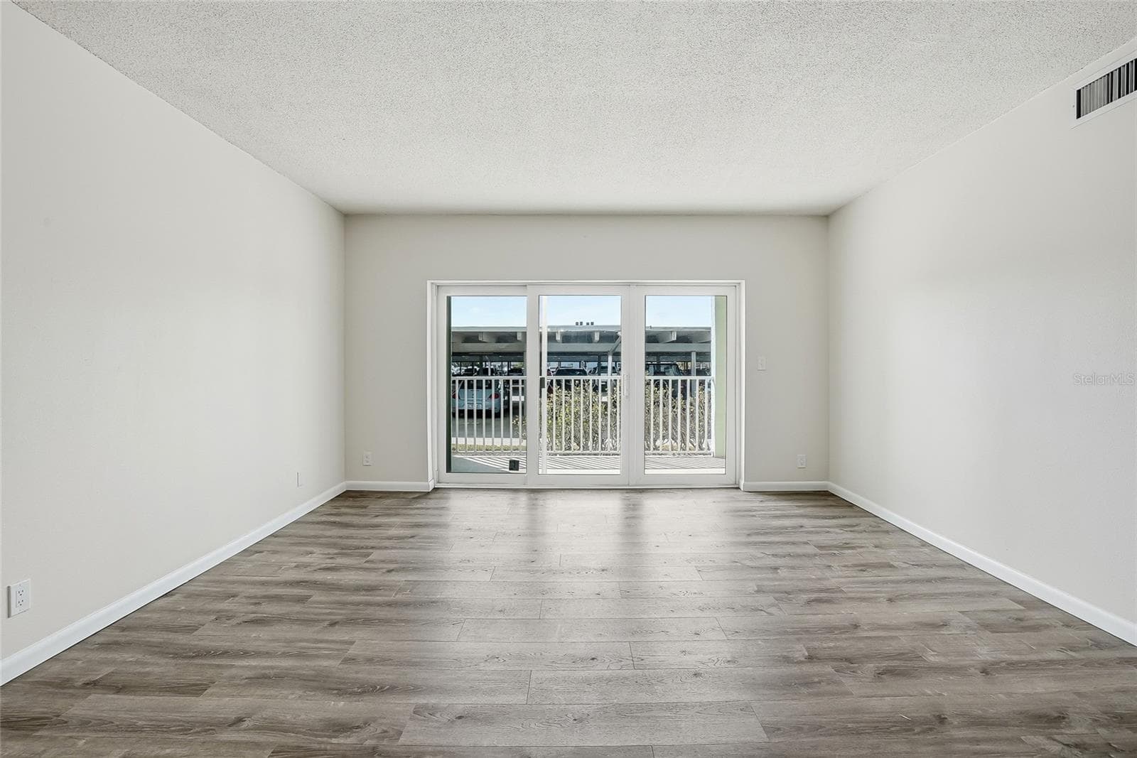 420 64th Avenue 107 photo 03