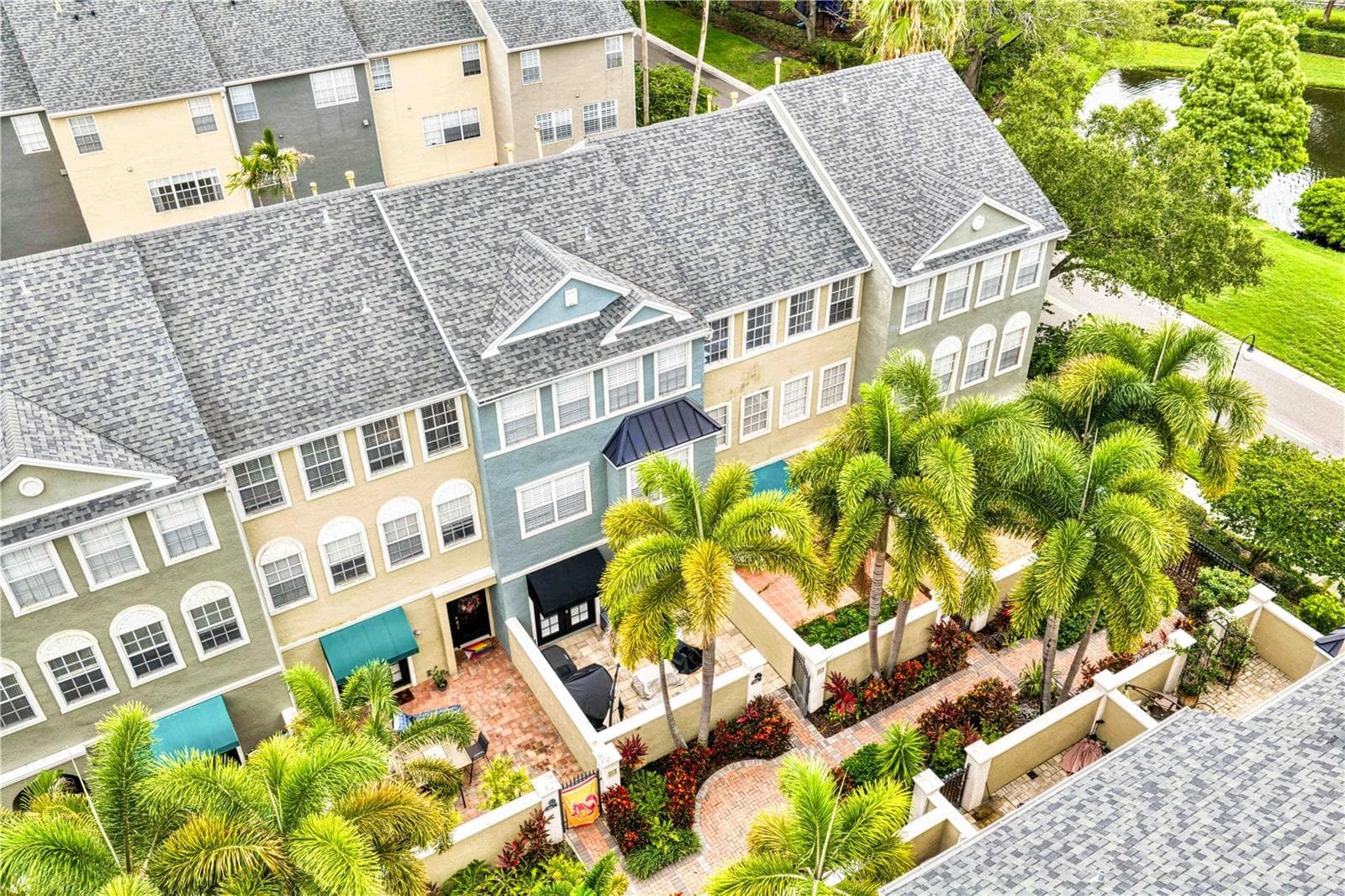 1425 Harbour Walk Road