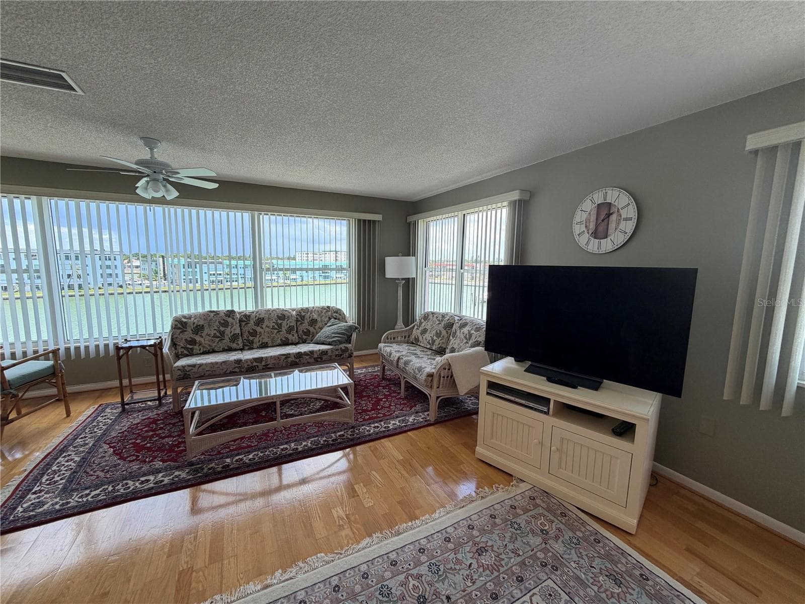 6025 Shore Boulevard S 415 photo 04