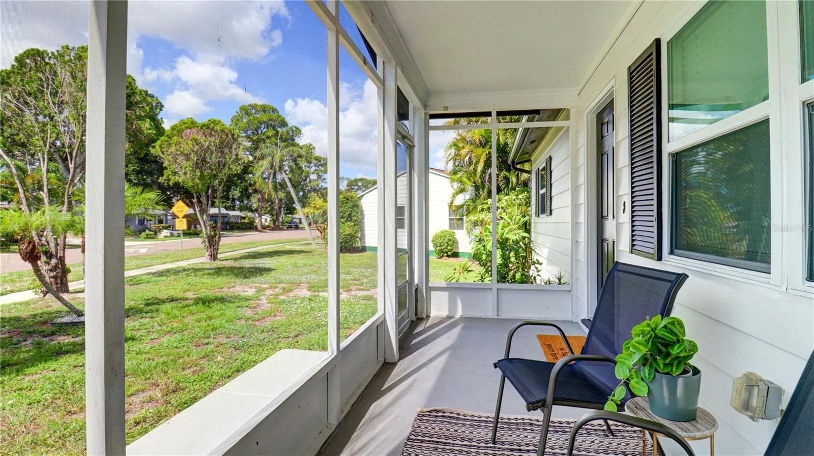 8110 Diagonal Road N photo 04