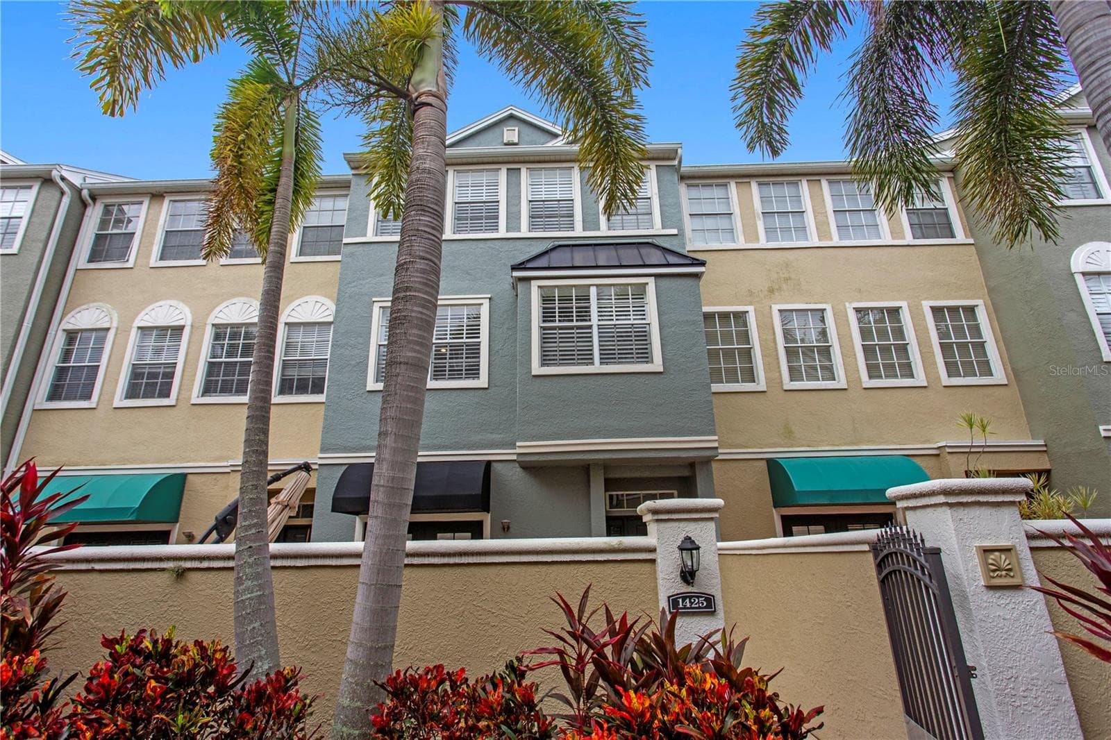 1425 Harbour Walk Road photo 06