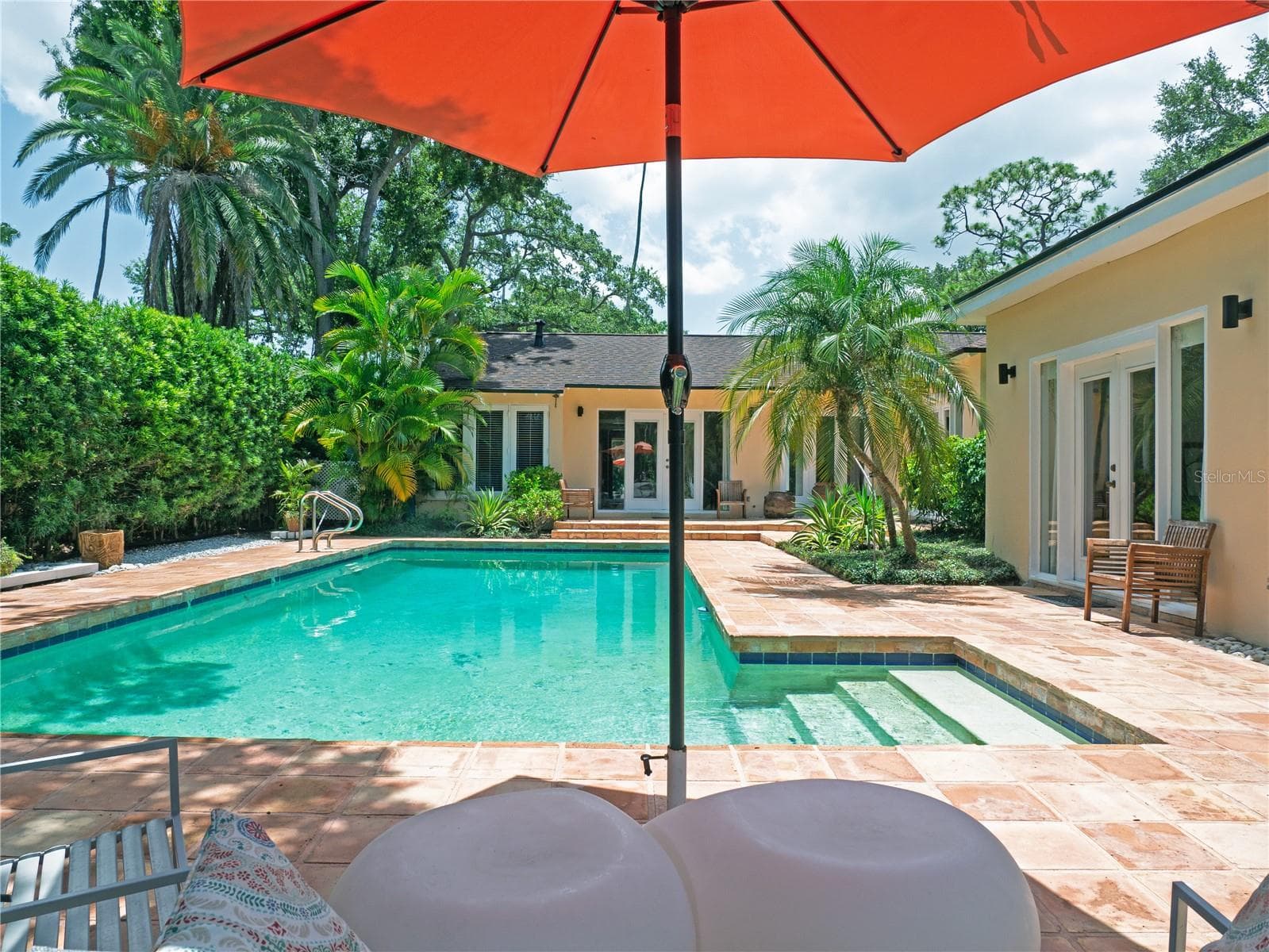 1330 Indian Rocks Road photo 04