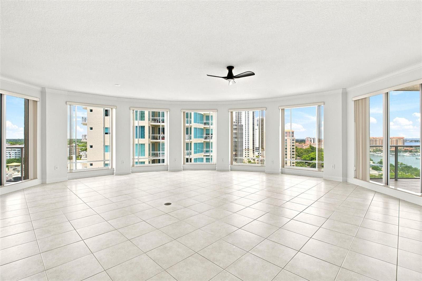 100 Beach Drive NE 1501 photo 07