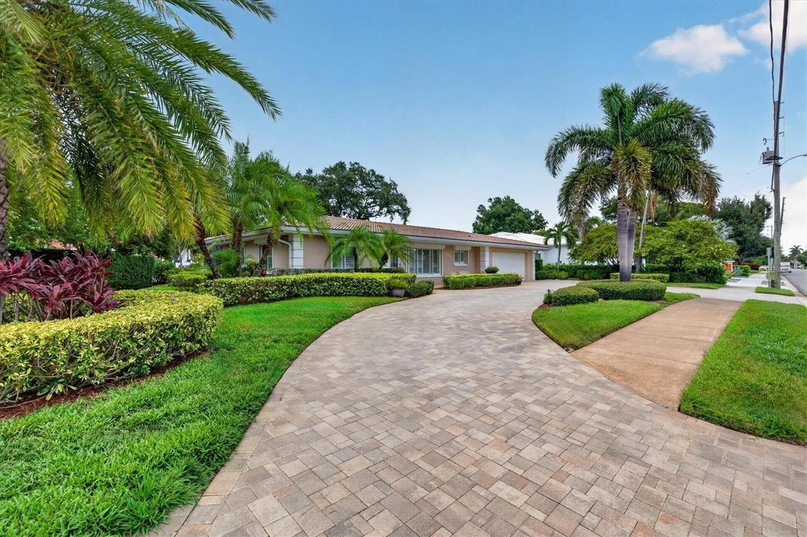 802 Osceola Road