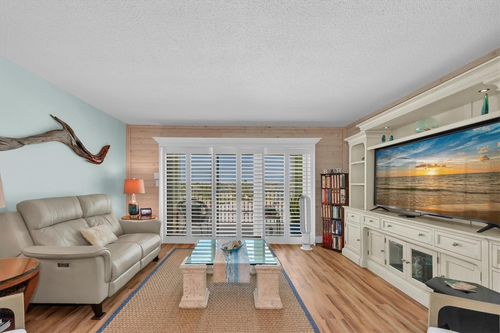 420 64th Avenue 402E photo 03