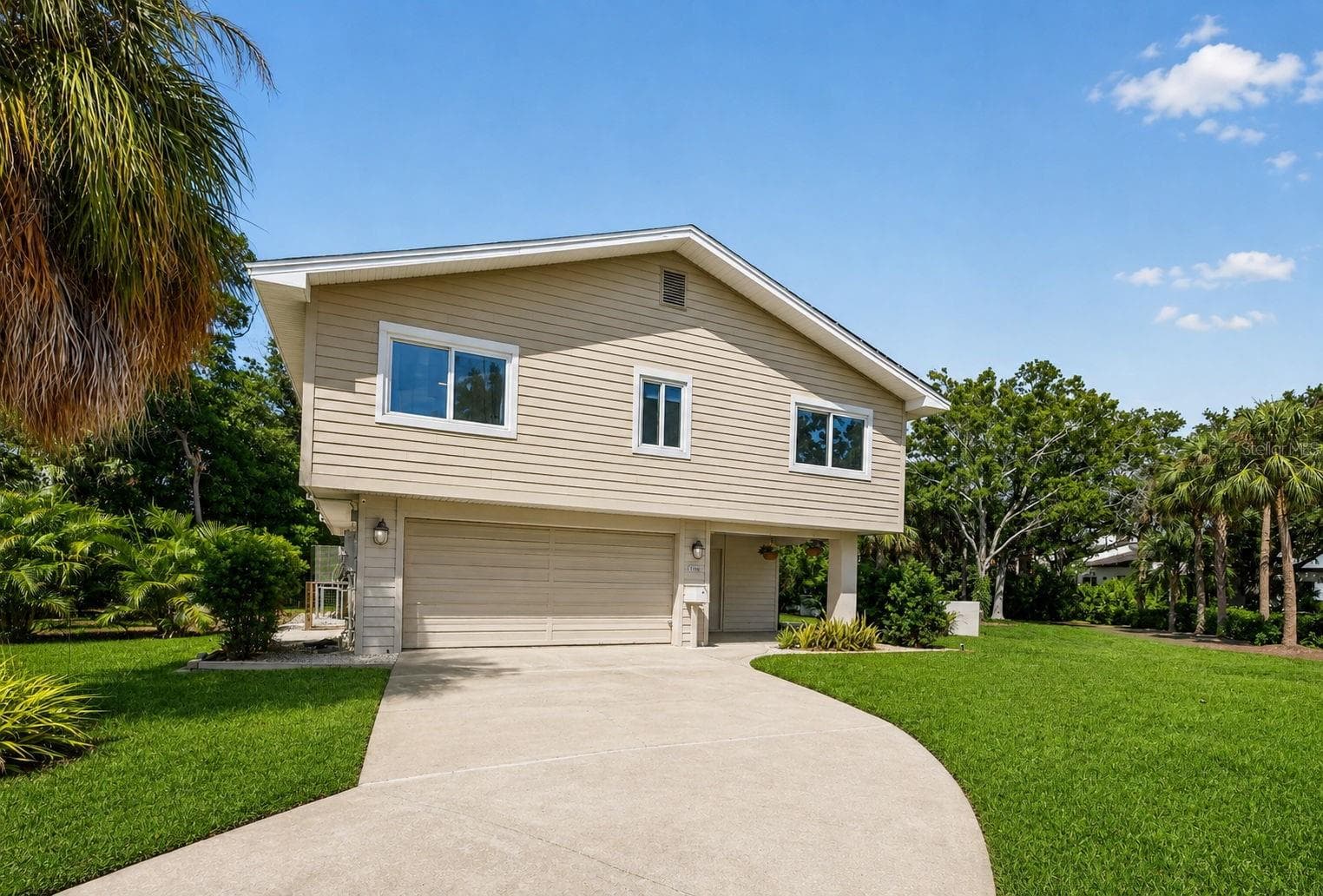 1300 Pleasant Way S photo 02