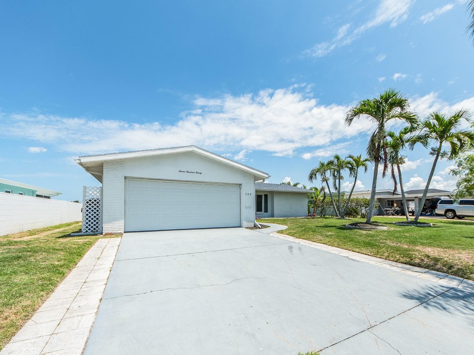 720 115th Avenue photo 03